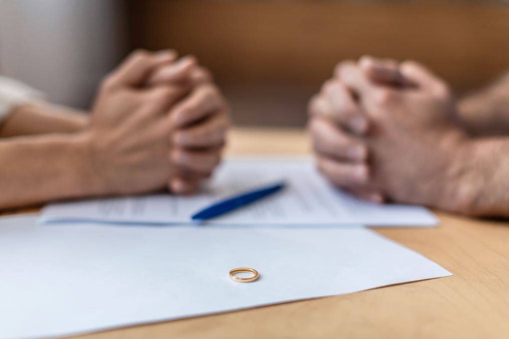 Lee más sobre el artículo Divorcio Judicial en Colombia: Guía completa para un proceso legal